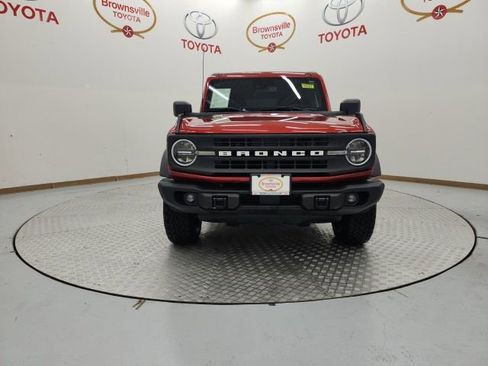 Used 2023 Ford Bronco Black Diamond image 4