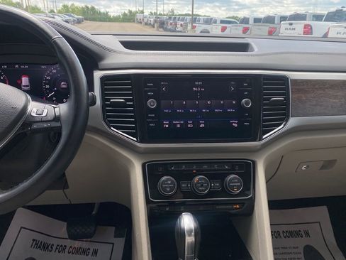 Used 2018 Volkswagen Atlas SEL Premium AWD/4WD image 26