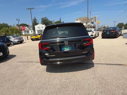 Used 2025 Honda Odyssey Sport-L image 7