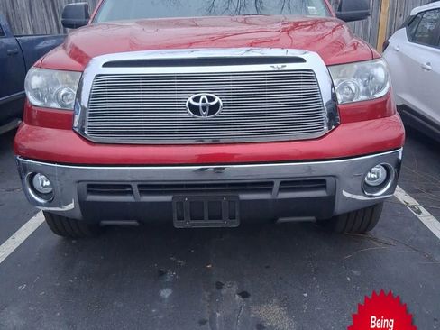 Used 2012 Toyota Tundra 4x4 CrewMax image 1