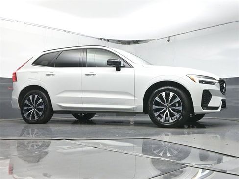 Certified 2024 Volvo XC60 B5 Core image 33