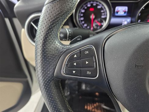 Used 2019 Mercedes-Benz CLA 250 4MATIC image 19