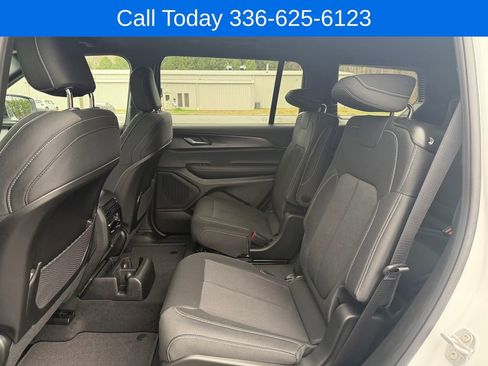 New 2026 Jeep Grand Cherokee L Laredo AWD/4WD image 11