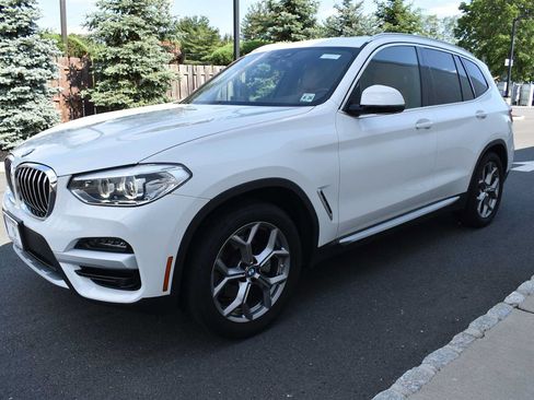 Used 2021 BMW X3 xDrive30i w/ Premium Package AWD/4WD image 2