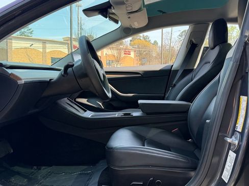 Used 2023 Tesla Model 3 Standard Range image 25