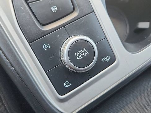 Certified 2021 Ford Explorer XLT AWD/4WD image 20