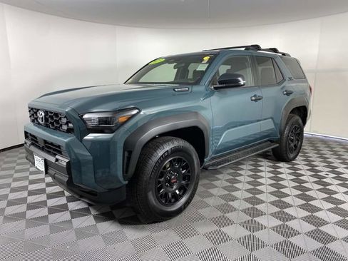 Used 2025 Toyota 4Runner TRD Off-Road AWD/4WD image 4