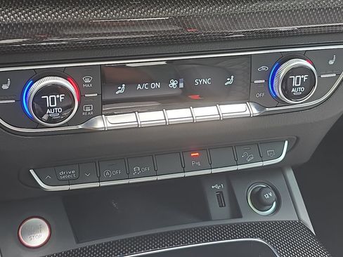 Certified 2025 Audi SQ5 Premium Plus w/ Premium Plus Package AWD/4WD image 19
