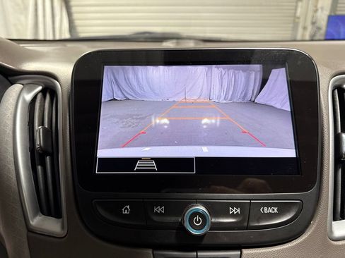 Used 2024 Chevrolet Malibu LT FWD image 30
