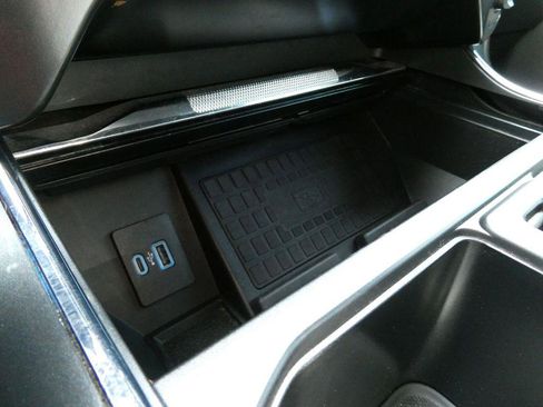 Used 2022 Ford F150 Lariat AWD/4WD image 29