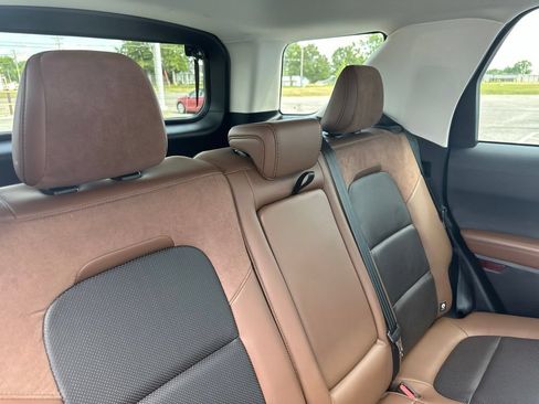 Certified 2023 Ford Bronco Sport Badlands w/ Premium Package AWD/4WD image 31