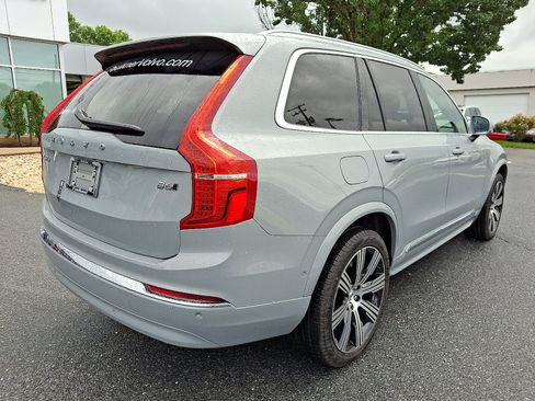 New 2025 Volvo XC90 B6 Plus w/ Protection Package image 4