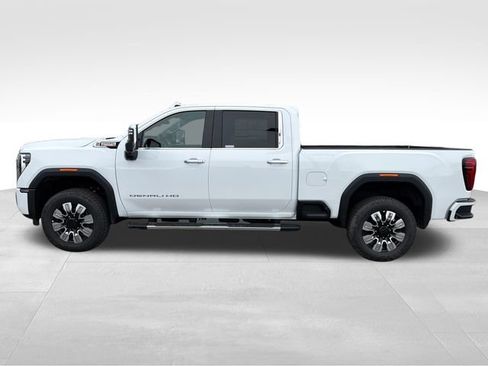 New 2026 GMC Sierra 2500 Denali w/ Denali Reserve Package AWD/4WD image 4