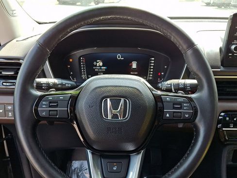 Used 2023 Honda Pilot Elite image 23