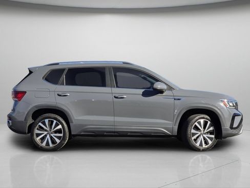Used 2022 Volkswagen Taos SE w/ IQ.Drive SE Package AWD/4WD image 22