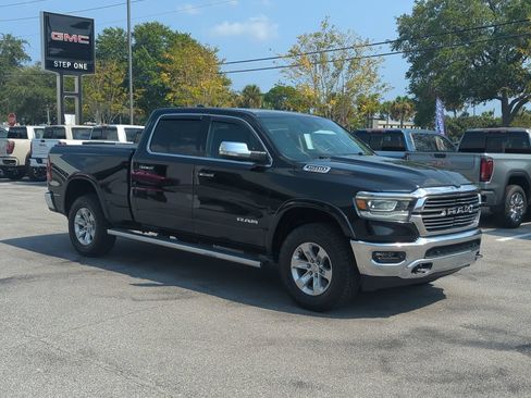 Used 2022 RAM 1500 Laramie AWD/4WD image 8