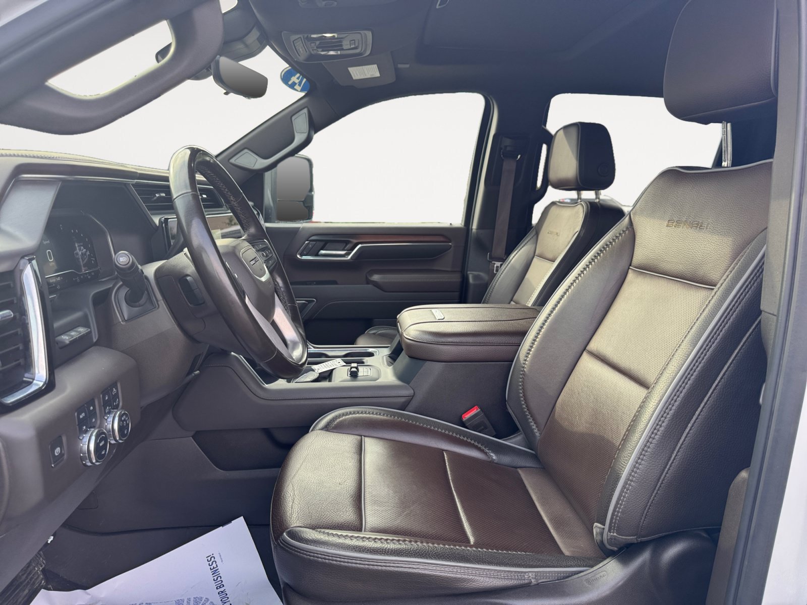 Used 2024 GMC Sierra 2500 Denali w/ Denali Reserve Package AWD/4WD image 9
