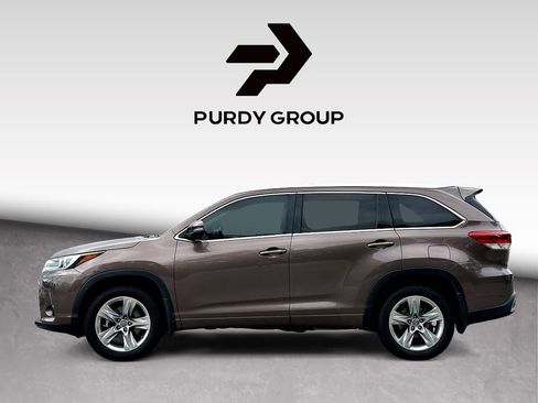 Used 2018 Toyota Highlander Limited FWD image 4