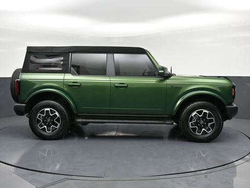 Used 2024 Ford Bronco Outer Banks image 30