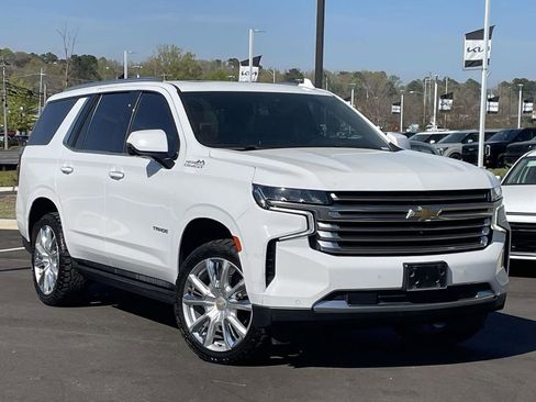 Used 2023 Chevrolet Tahoe High Country image 1