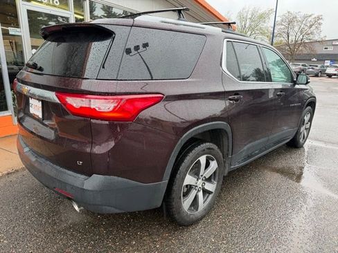 Used 2018 Chevrolet Traverse LT w/ LPO, 'HIT The Road' Package AWD/4WD image 7