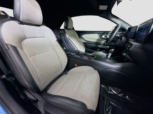 Used 2024 Ford Mustang Convertible w/ Wheel & Stripe Package image 27