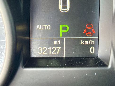 Used 2018 Maserati GranTurismo Sport image 37