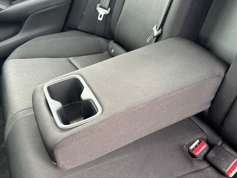 Used 2018 Honda Accord EX image 28