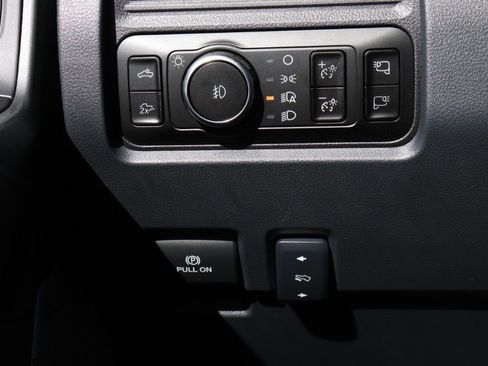 New 2026 Ford F250 Lariat w/ Black Appearance Package image 23