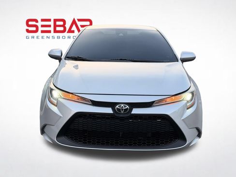 Used 2022 Toyota Corolla LE FWD image 5