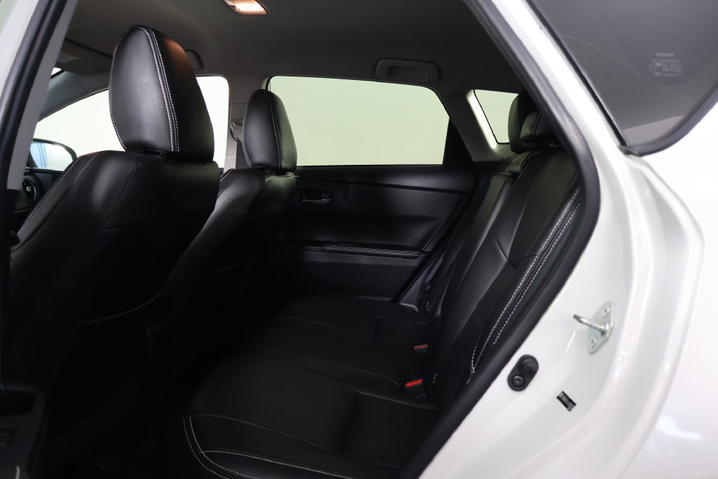 Used 2018 Toyota Corolla iM w/ All-Weather Mat Package FWD image 11