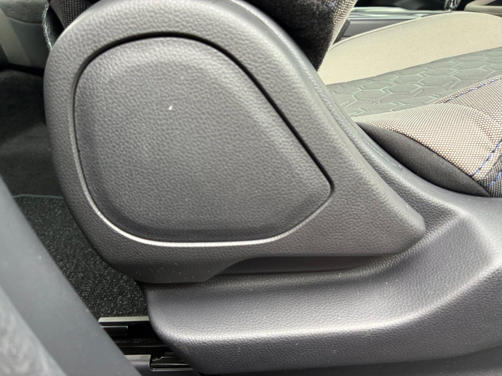 New 2026 Subaru Forester AWD/4WD image 31