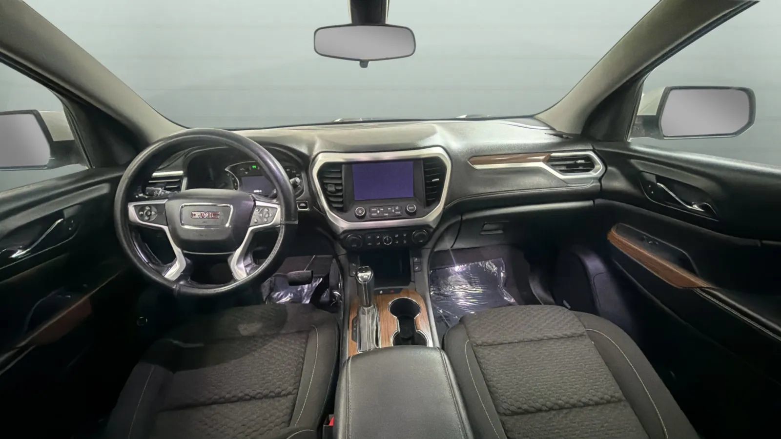 Used 2018 GMC Acadia SLE w/ LPO, Cargo Package FWD image 10