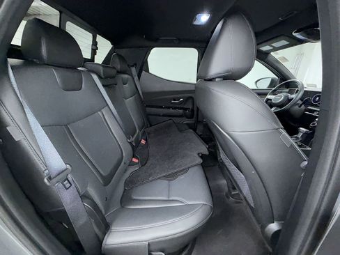 Used 2025 Hyundai Santa Cruz Limited AWD/4WD image 20