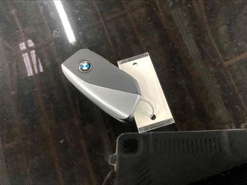 Used 2025 BMW X3 xDrive30i w/ Premium Package image 13