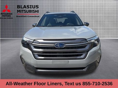 Used 2025 Subaru Forester Premium w/ Convenience Package #1 image 16