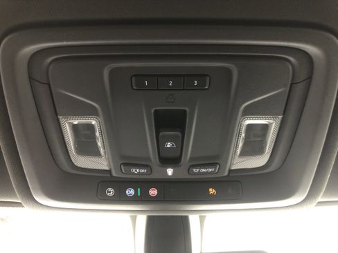 Used 2020 GMC Sierra 1500 AT4 w/ AT4 Preferred Package image 19