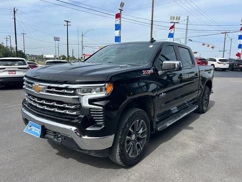 Used 2024 Chevrolet Silverado 1500 LT w/ Texas Edition Plus AWD/4WD image 3