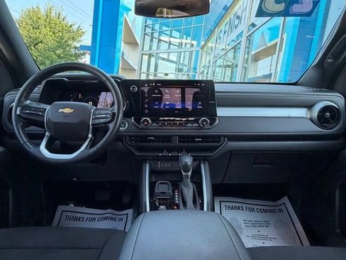Used 2023 Chevrolet Colorado LT w/ LT Convenience Package RWD image 4
