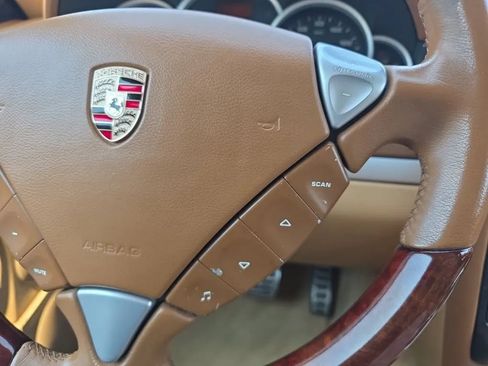 Used 2006 Porsche Cayenne S AWD/4WD image 19