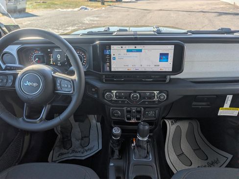 New 2026 Jeep Gladiator Sport image 11