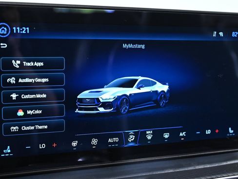 Used 2025 Ford Mustang Premium RWD image 19