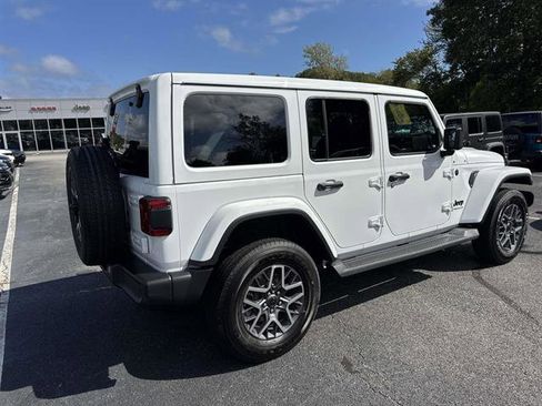 New 2025 Jeep Wrangler Unlimited Sahara image 2