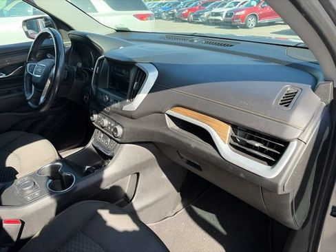 Used 2019 GMC Terrain SLE w/ Driver Convenience Package AWD/4WD image 11