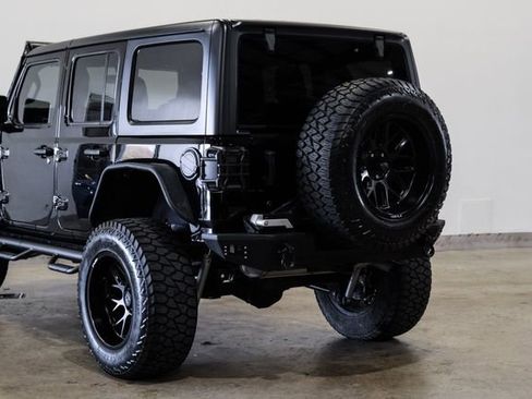 Used 2021 Jeep Wrangler Unlimited Sport image 48