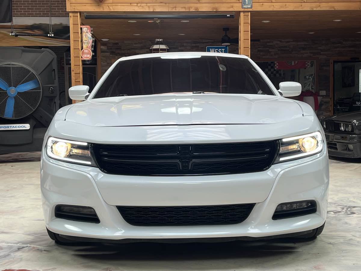 Used 2015 Dodge Charger R/T w/ Wheels & Tunes Group RWD image 7