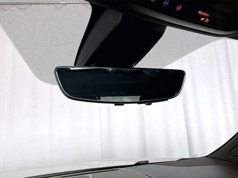 Used 2022 GMC Yukon Denali w/ Denali Premium Package image 17