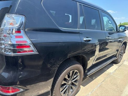 Used 2023 Lexus GX 460 Premium w/ Premium Package AWD/4WD image 5