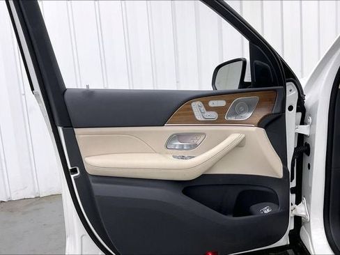 Used 2020 Mercedes-Benz GLE 350 4MATIC image 21