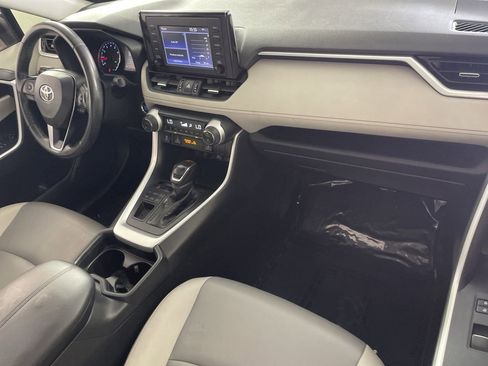 Used 2019 Toyota RAV4 XLE Premium w/ Cold Weather Package image 27